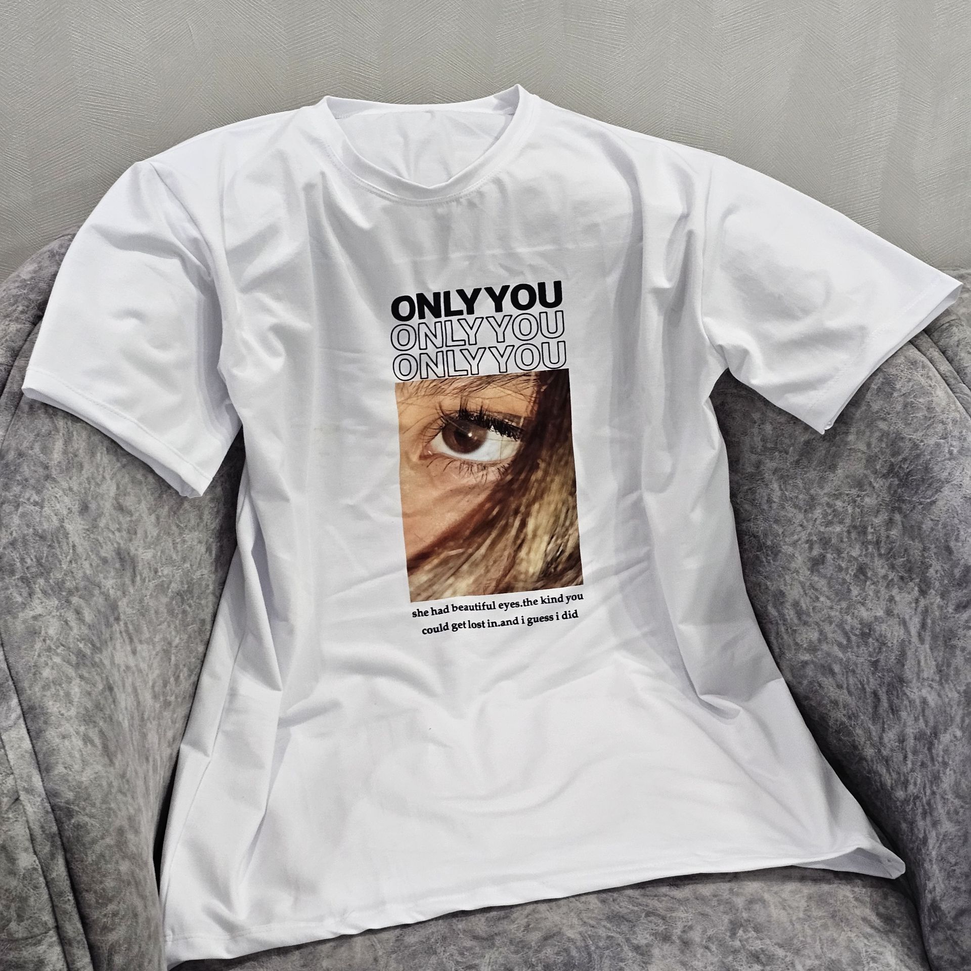 تیشرت با طرح چشم یار only you